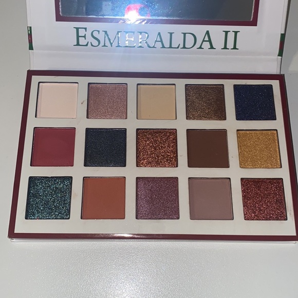 Eyeshadow Bundle - Picture 6 of 11